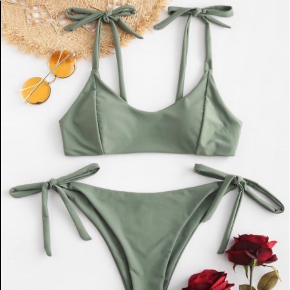 BRAND NEW Zaful Swim Suit